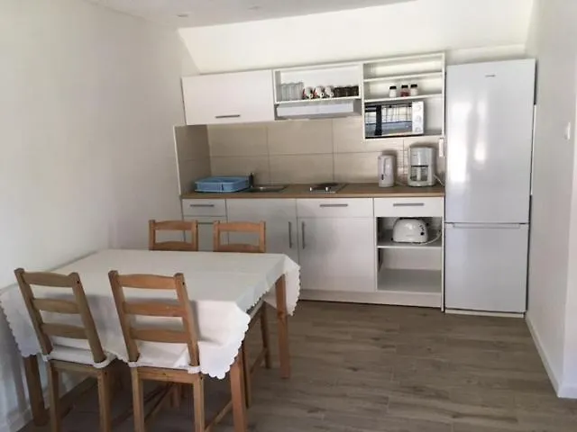 Varlak Vendeghaz 2 Apartament *